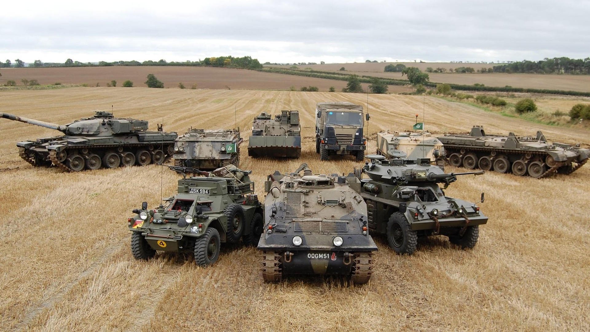 夜空下的高空秋千体验,挑战勇气的极限,高空秋千在哪里