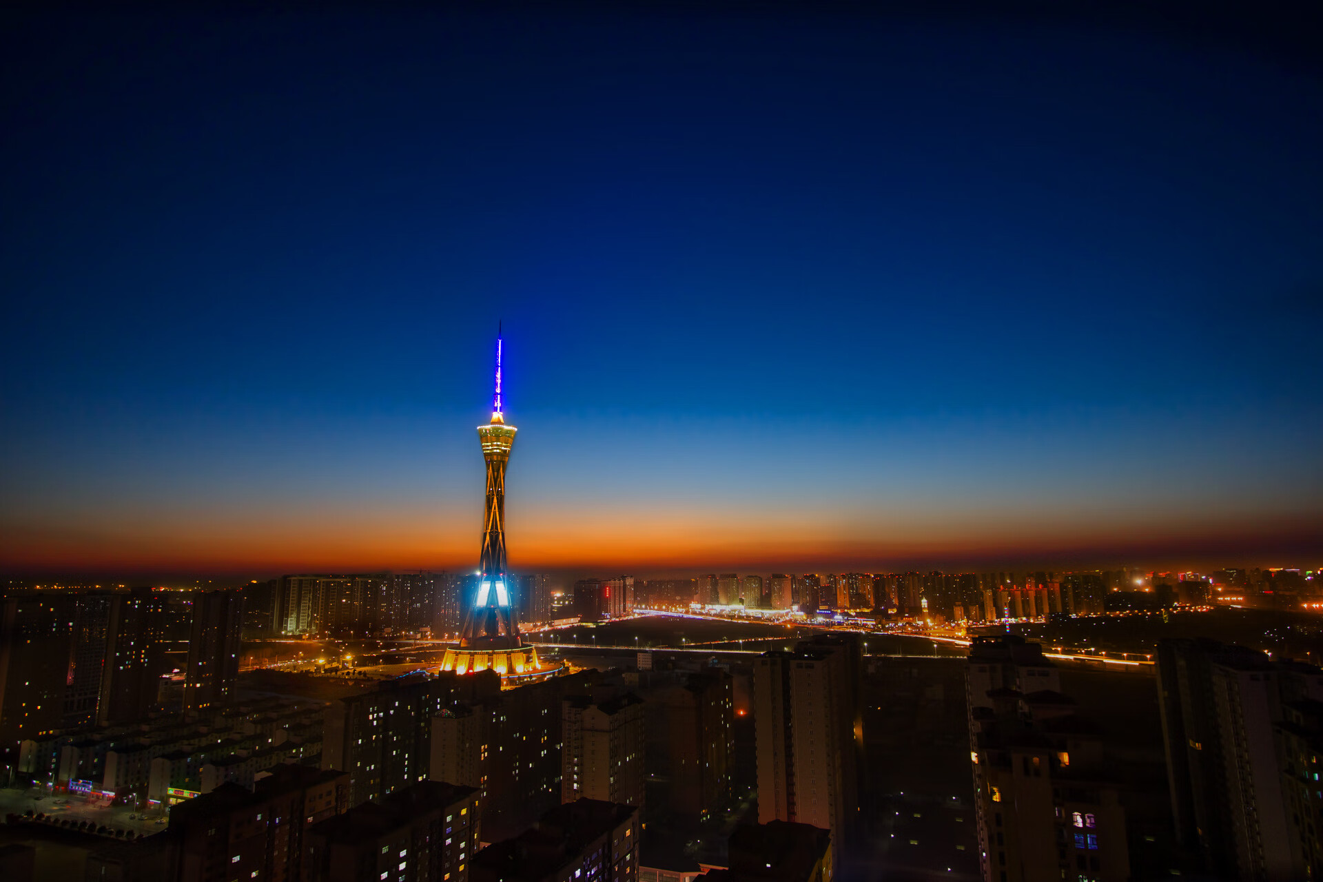 教练盛赞球员表现:他们为国争光,当教练的球星