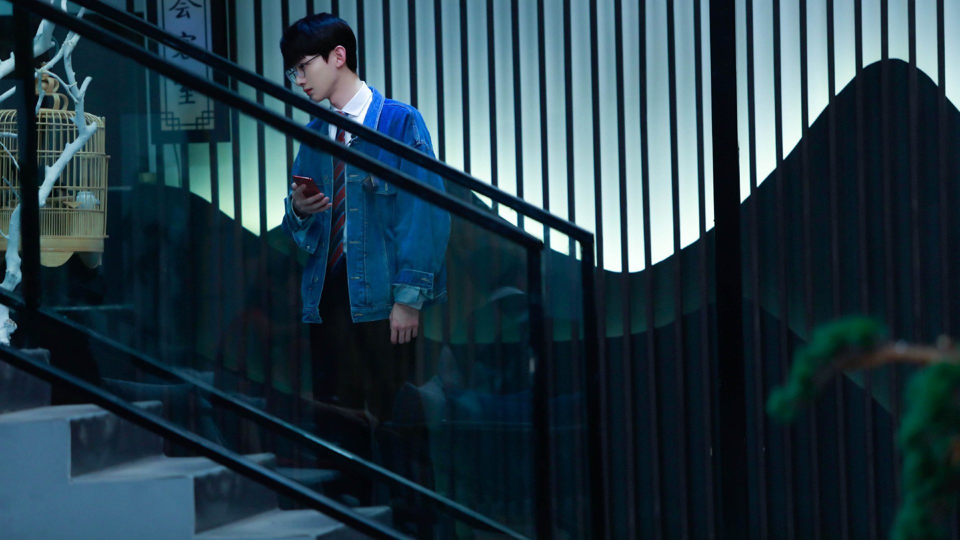 现场氛围热烈:球迷欢呼不断,气氛火爆!,球队气氛