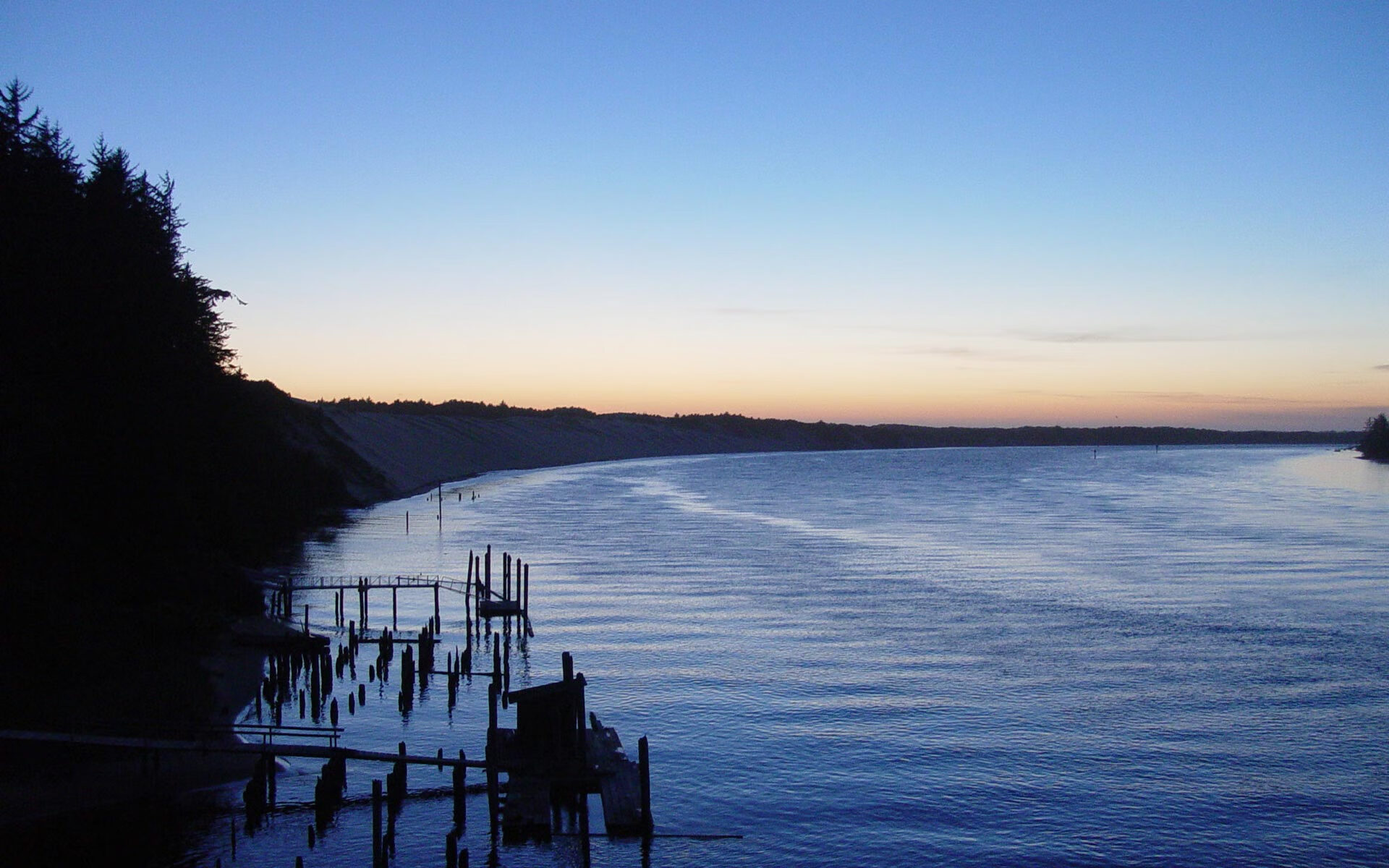 行业“足球+文化+旅游”产业链创新集群在全国逐步落地,发展势头强劲